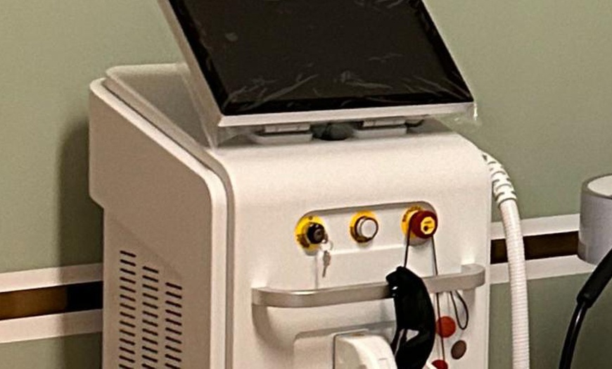 Image 3: 3 - 6 Behandlungen für eine Haarentfernung mit Diodenlaser