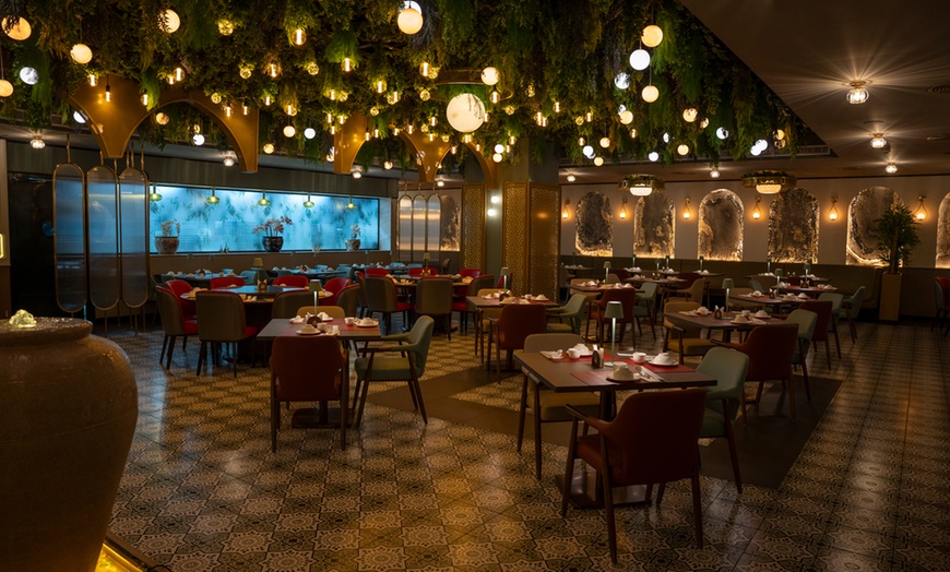 Image 3: Asian Brunch Buffet & Bottomless Beverages (Child AED49, Adult AED89)