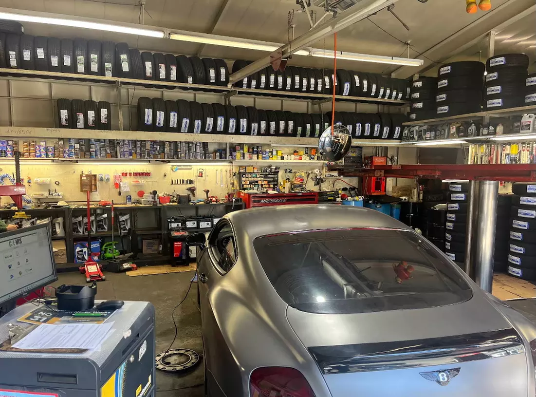 Up to 34% Off on Inspection Sticker/Emission Test at Valencia Smog