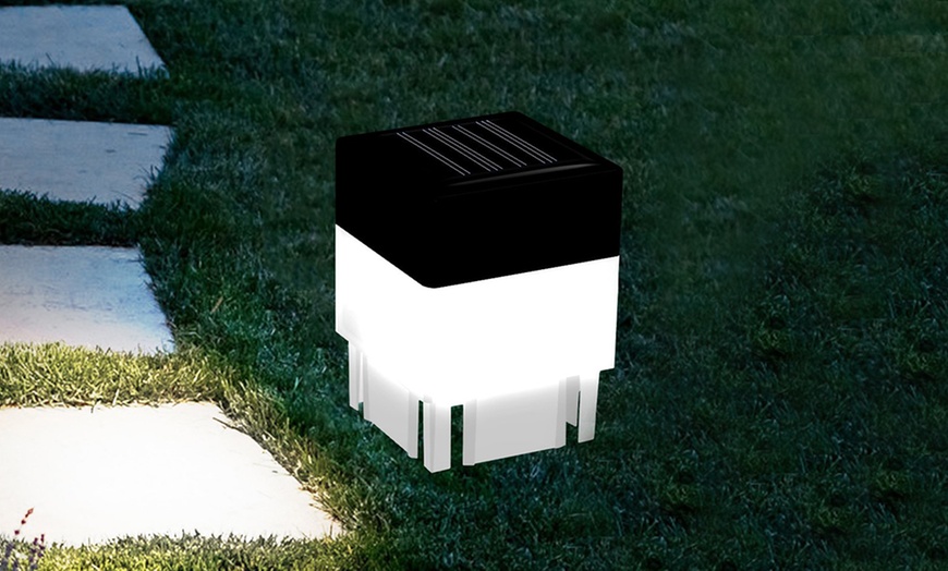 Image 6: Solar-Powered Garden Post Cap Light