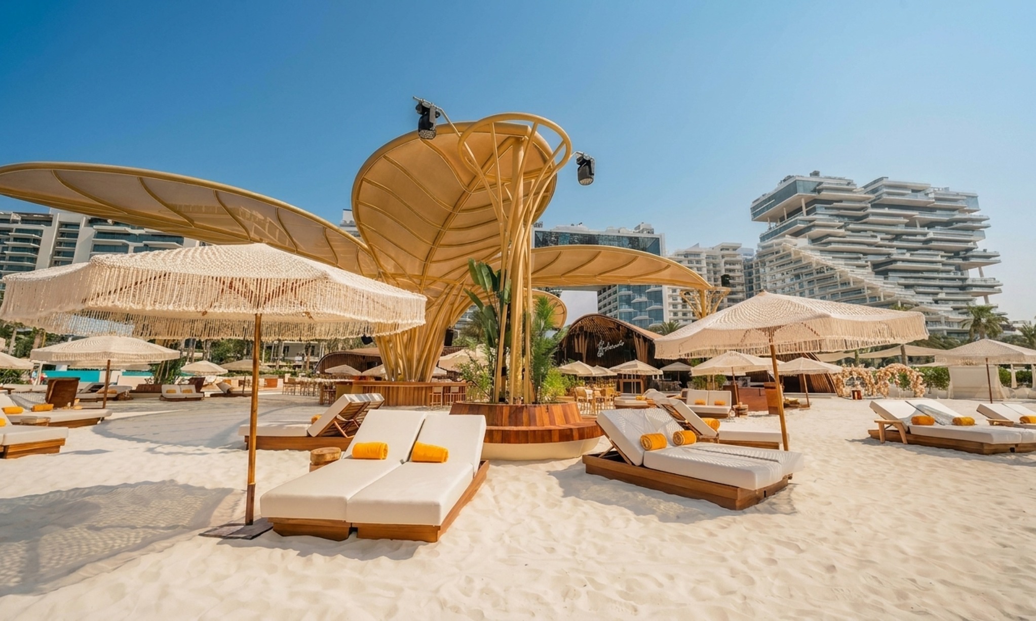 5* Breakfast Buffet & Free Full Day Beach Access