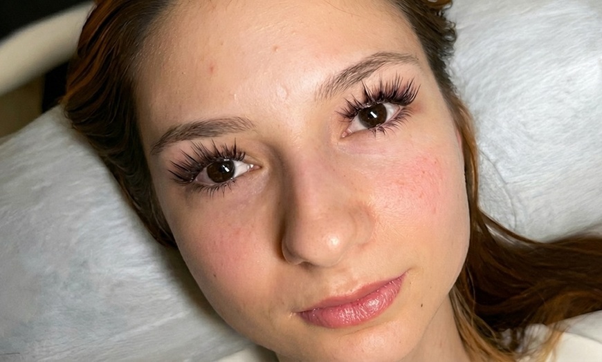 Image 15:  Get Classic Half Set Extensions 90 Pieces or Full Set Lash Extensions