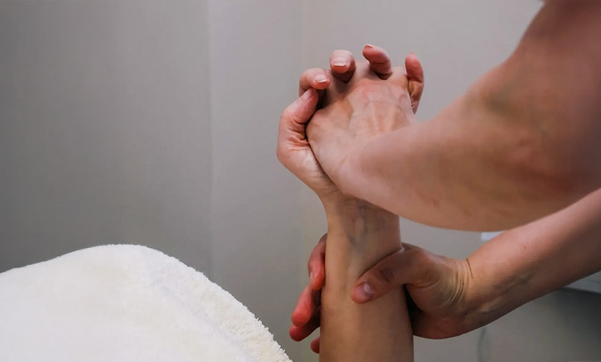 Image 5: 1 oder 3x 60 Min. Lymph-Gesichts-Massage & Facial-Spa für 1 Person