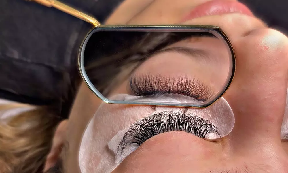 Full Set of Classic or Volume Eyelash Extensions with Two Week Fill