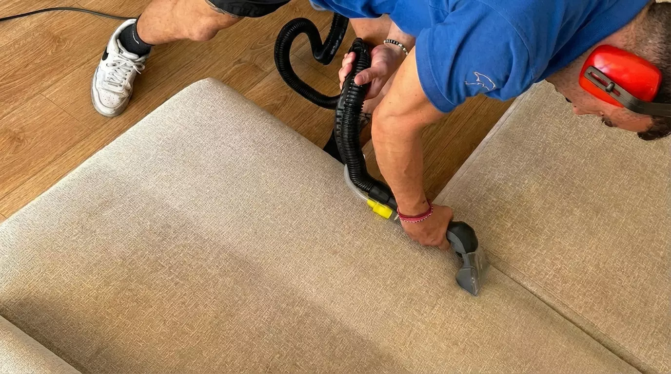 Limpieza tapicería de sofás y colchones a domicilio