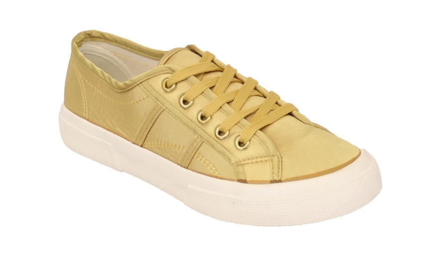 Image 8: Women's Lace Up Plimsolls