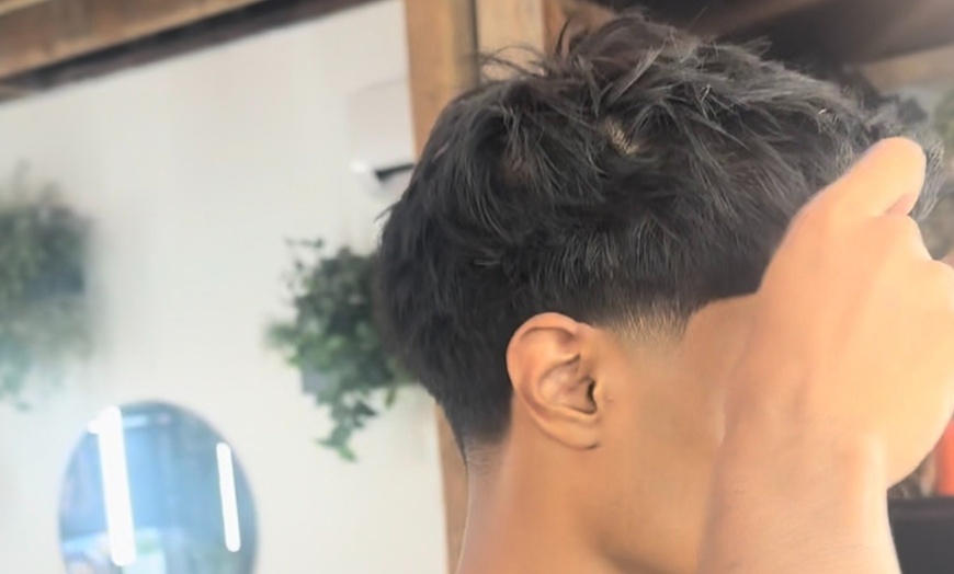 Image 2: Up to 37% Off on Salon - Men's Haircut / Barber at Pryce Studios