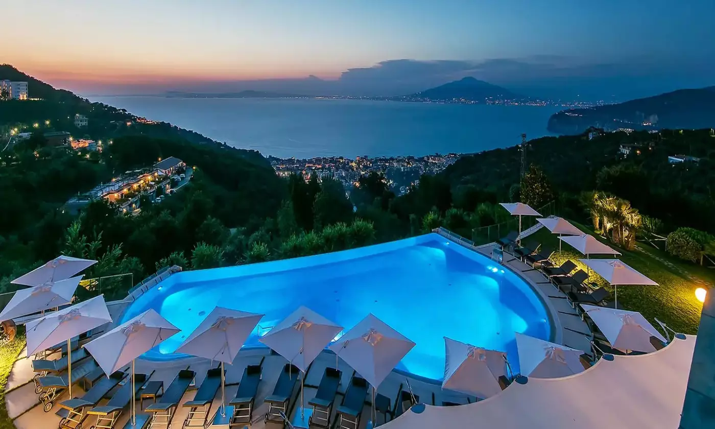 ✈ 11-Day Rome, Sicily, Calabria & Sorrento Vacation with Air