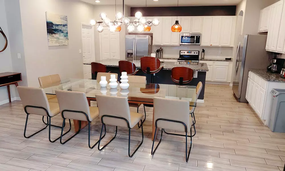 Expert Deep Cleaning for Spaces Over 1600 Sq Ft