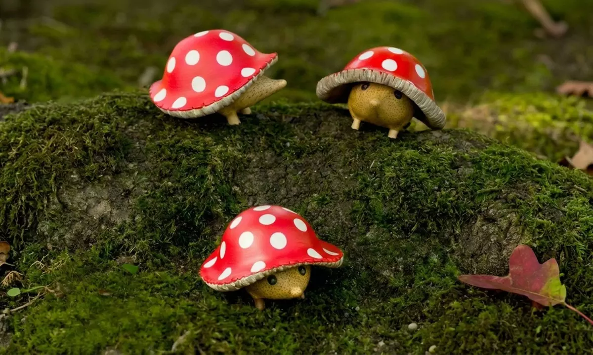 Hedgehog Mushroom Garden Figurines - Set of Three Resin Ornaments