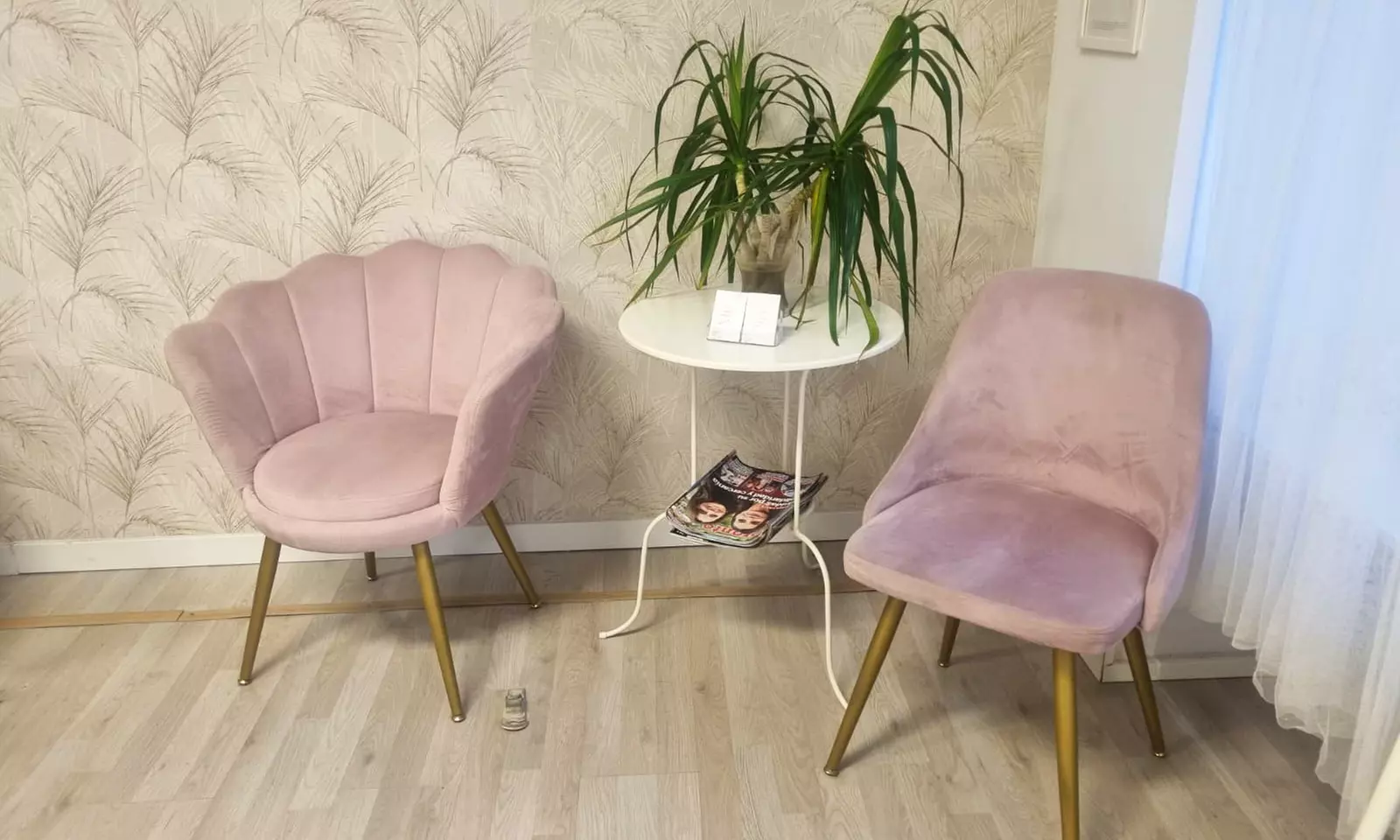 Manicura o pedicura exprés con esmaltado normal o permanente