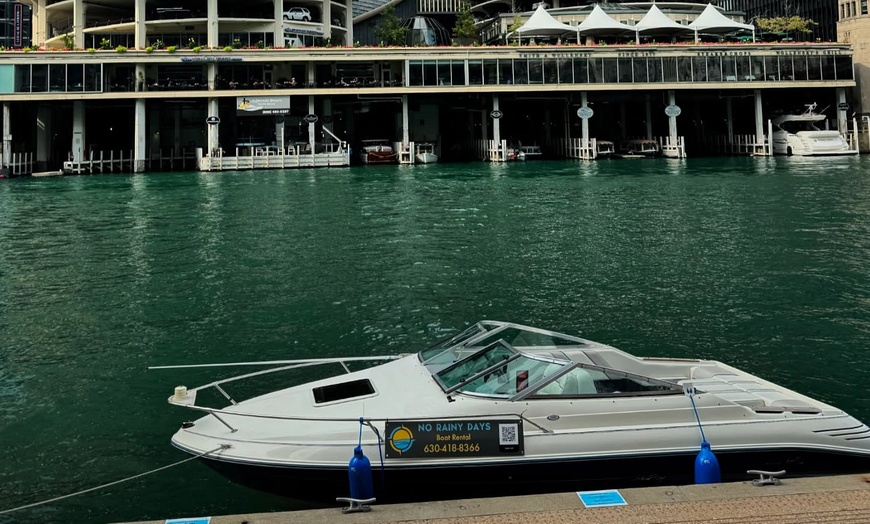 Image 7: Private 40-Foot Yacht Rental for 2, 3, or 4 Hours for Up to 12 People 