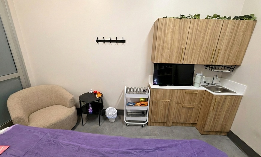 Image 3: Get Smooth Skin with One, Three, Five, or Ten Brazilian or Bikini Wax