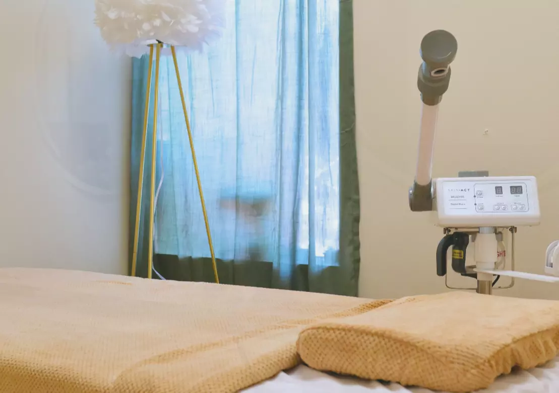 60-Min Microdermabrasion + Hydrating Facial @Dear Heart (Up to 74%Off) - Second Medium