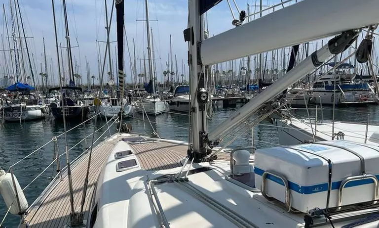 Paseo en barco de 2 a 9 personas