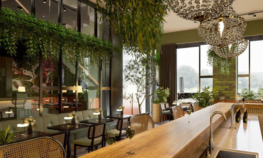 Image 10: Choice of Brunch or 3-Course Meal w/Show at Sinners(up to 51% off)