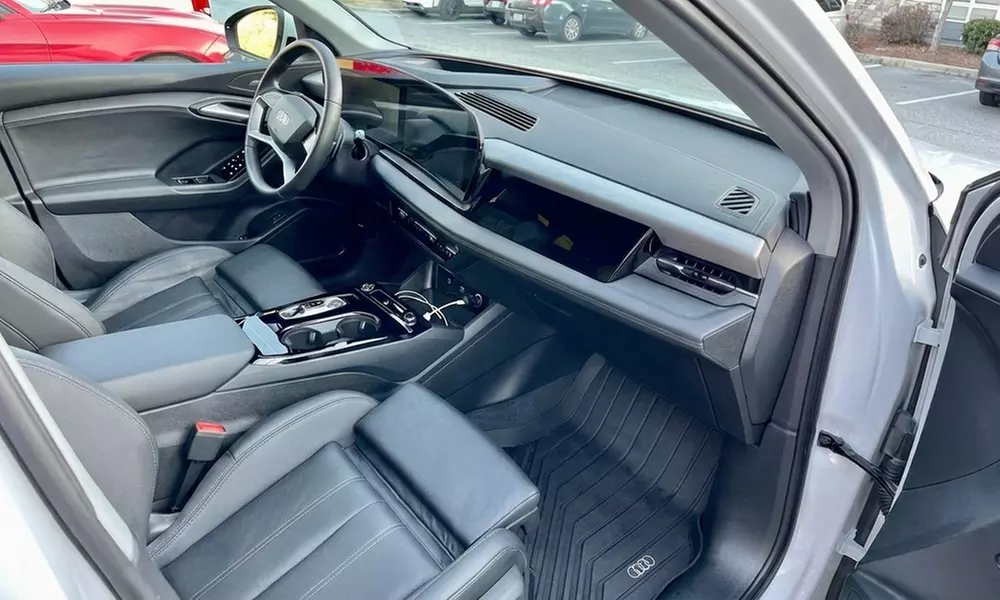 Interior and Exterior Detail for a Car | Pickup, SUV, or Van