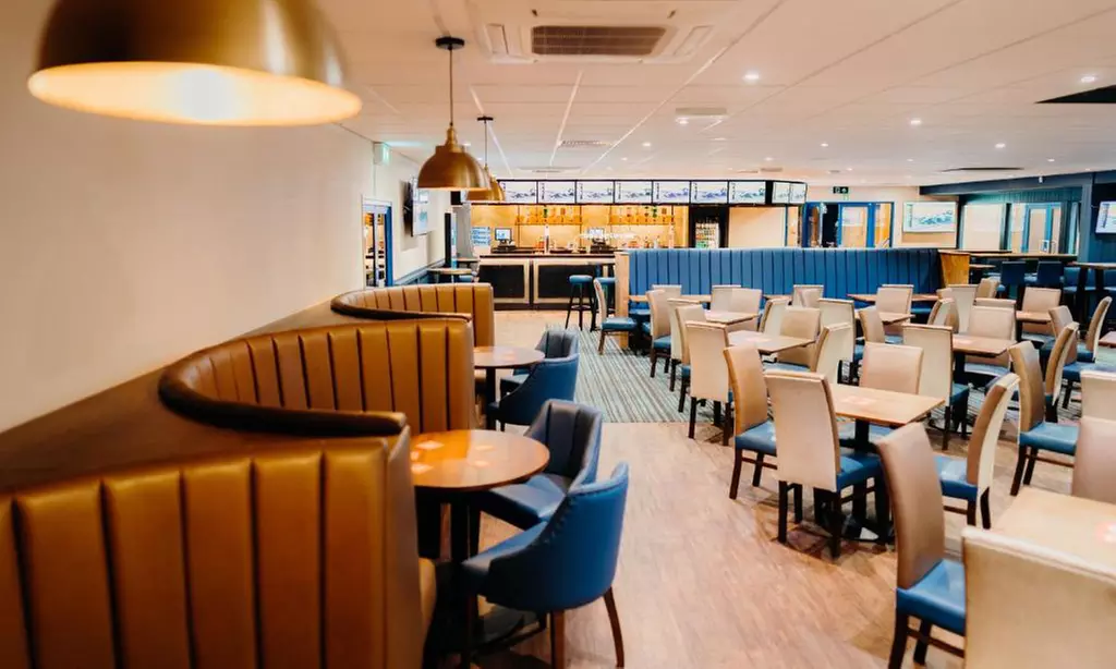 North Wales: 4* Holiday Park Caravan Stay