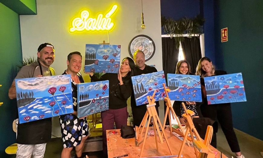 Image 12: Taller de pintura de 2 h con picoteo y vino ilimitado para 1 o 2 pax.