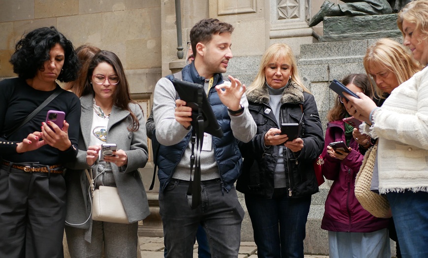 Image 6: Tour guiado por Barcelona con opción a realidad aumentada y comida
