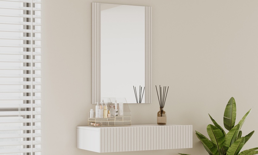 Image 2: Coiffeuse cannelée avec tiroir et miroir Velia