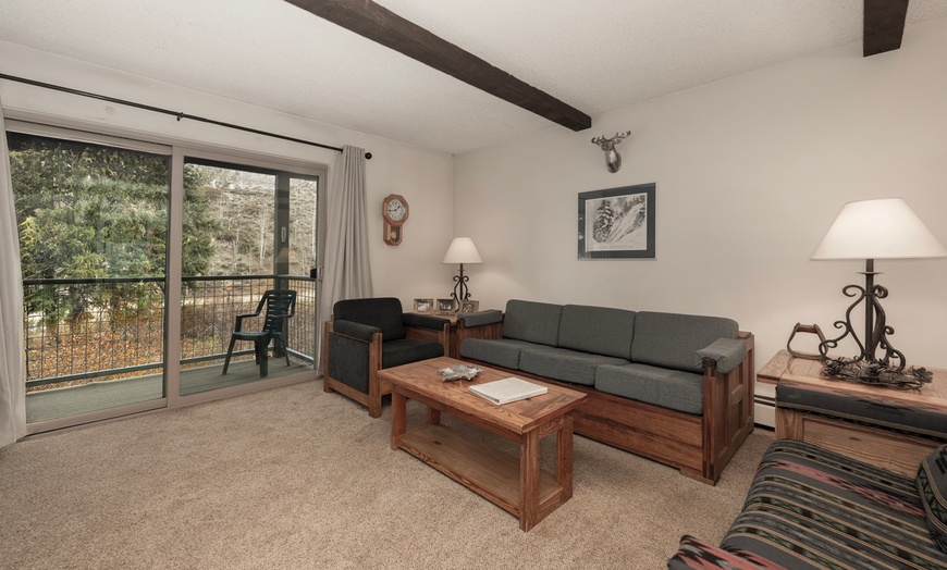 Image 4: Condo Resort in Winter Park with Private Hot Tubs & Mountain Views