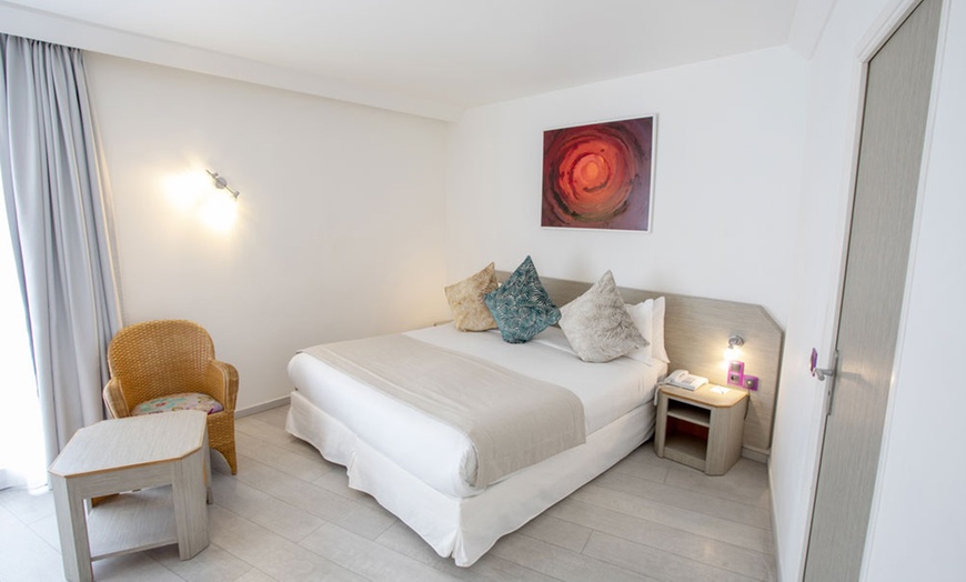 Image 2: ALPES-MARITIMES | Cannes - Cristal Hôtel & Spa 4*