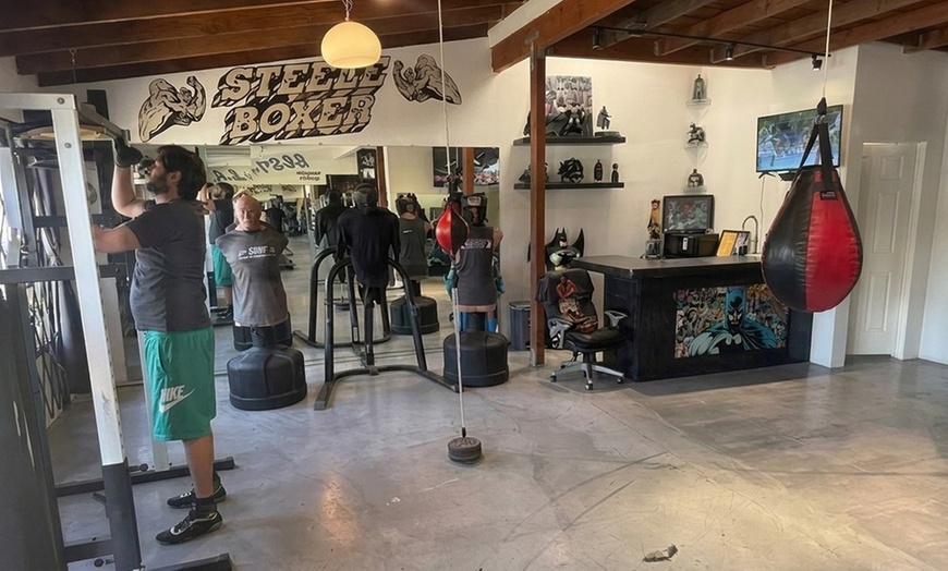 Image 9: Private Boxing & Kickboxing Classes with Progressive Learning