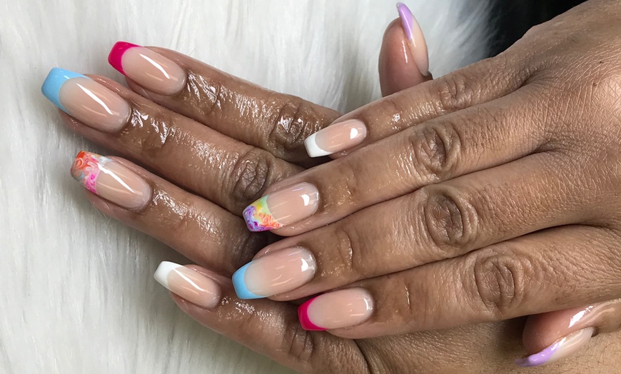 Image 11: Custom Freestyle Nail Sets in Short, Medium, or Long Lengths 