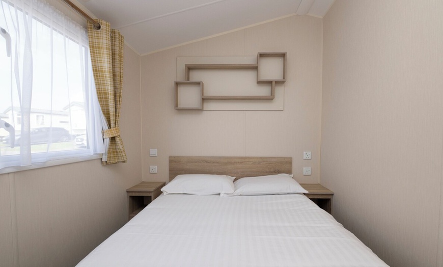 Image 17: Cornwall Getaway: Stay Up to 7 Nights by the Sea