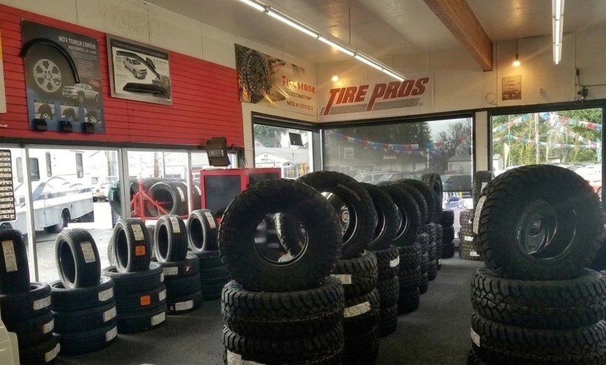 Image 2: Full Synthetic or Synthetic Blend Oil Change with Tire Rotation
