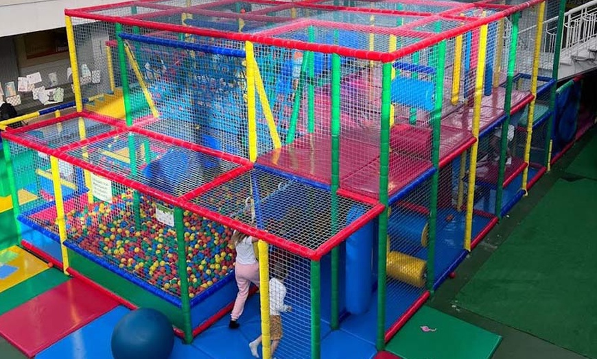 Image 3: Entrada de 30 o 60 minutos a parque de bolas para niños 