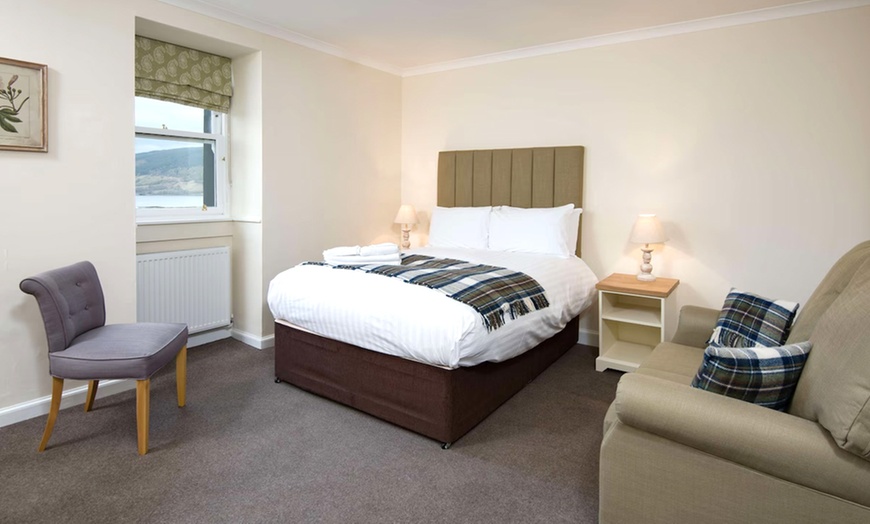 Image 17: Argyll and Bute: Standard Double Room with Breakfast