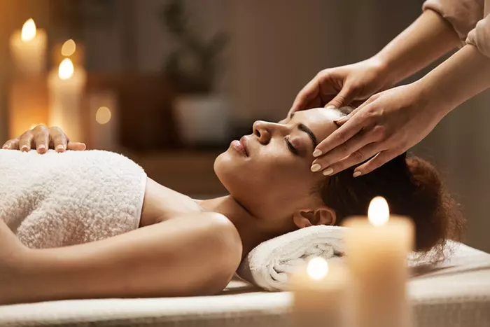Up to 67% Off on Couples Massage- Twelvetree 