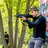Image 9: Bez siniaków, tylko adrenalina: paintball laserowy dla nawet 12 osób