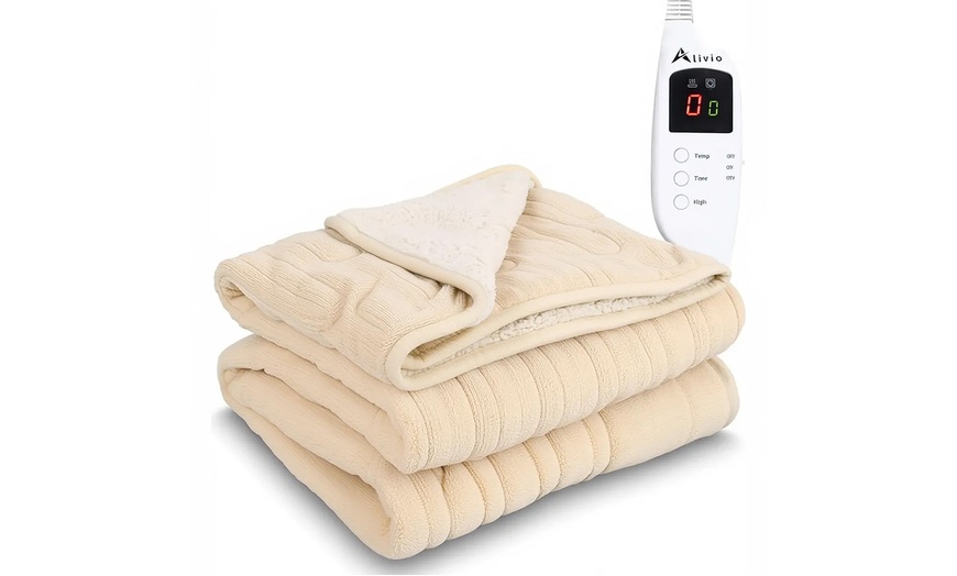 Image 2: Electric Heated Blanket