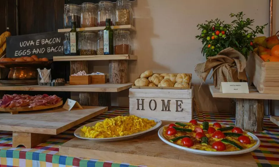 Perugia, Montone: Soggiorno per 2, 3 o 4 persone in mezza pensione