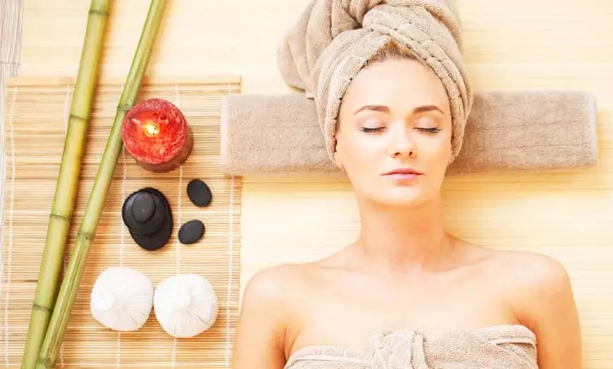 Image 1: Ritual corporal con exfoliación premium y masaje brasileño