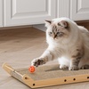 Image 2: L-förmiges Kratzbrett mit Ball für Katzen