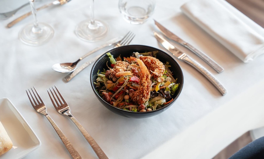 Image 11: Saveurs marines et terroir dans un cadre contemporain au Westotel 4* 