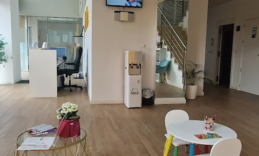 Image 11: 1 o 2 sesiones de blanqueamiento dental y limpieza bucal para 1 