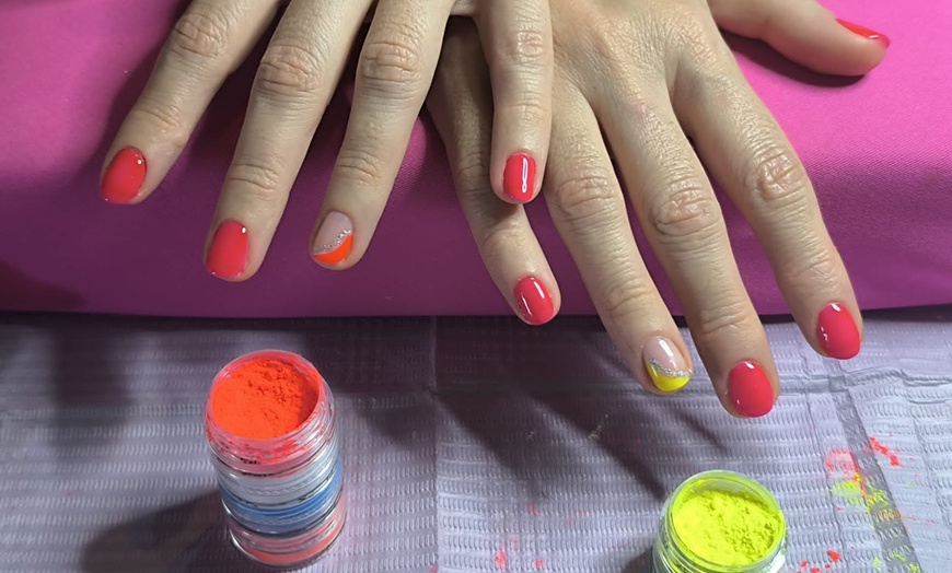 Image 5: 2 sesiones de manicura pedicura o manipedicura normal o semipermanente