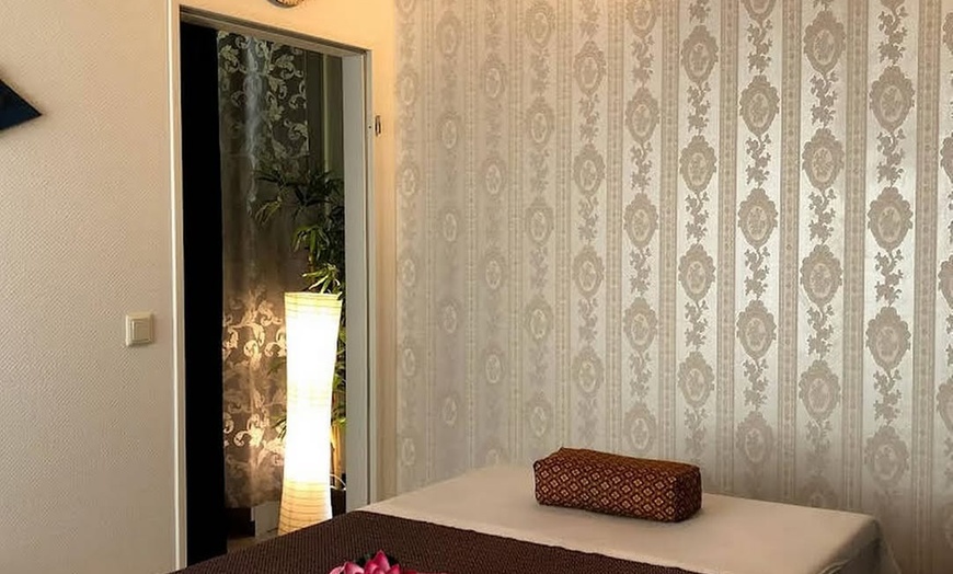 Image 4: Dein Spa-Moment: 60/90 Min. Massage, Peeling & Gesichtsmaske-/Massage