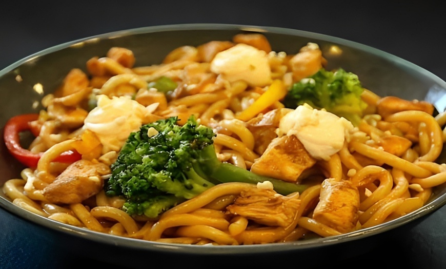 Image 5: Menús para 1 o 2 con bowl o roll, entrante, postre y bebida 