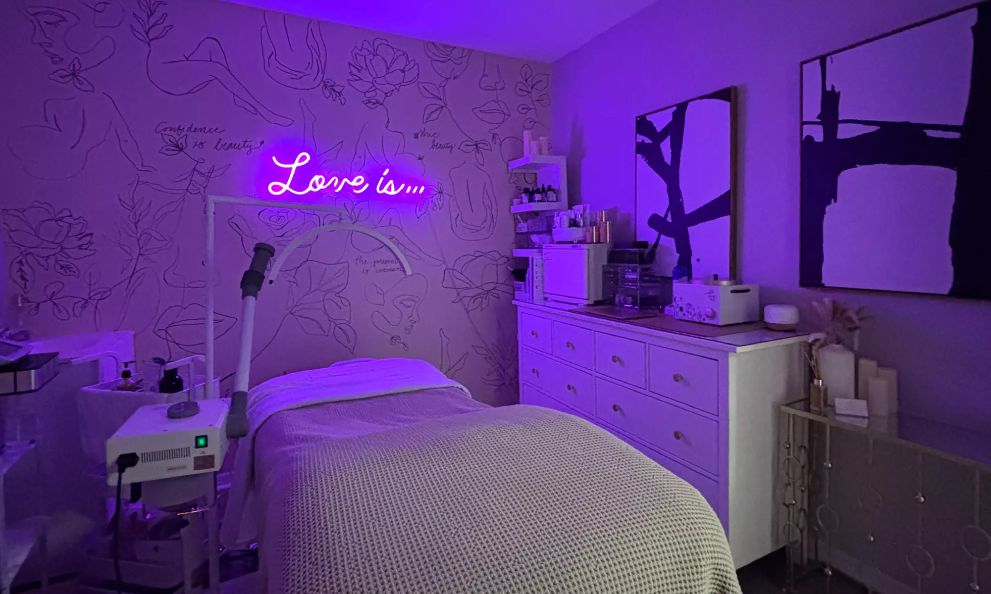 HydraFacials: Claim Your Glow with 1, 2, or 3 Sessions