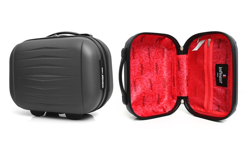 Image 29: Cabin and Vanity Case Luggage Set