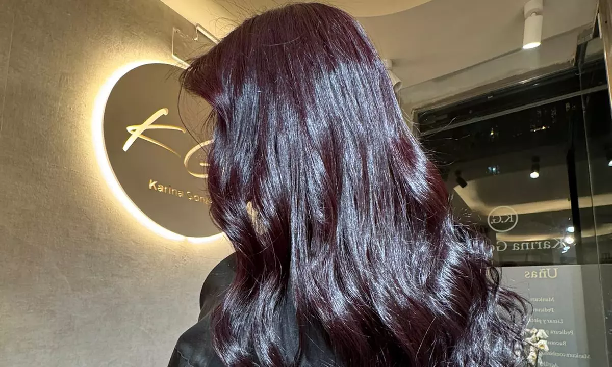 Peluquería con lavado, mascarilla, corte, brushing y opción a tinte