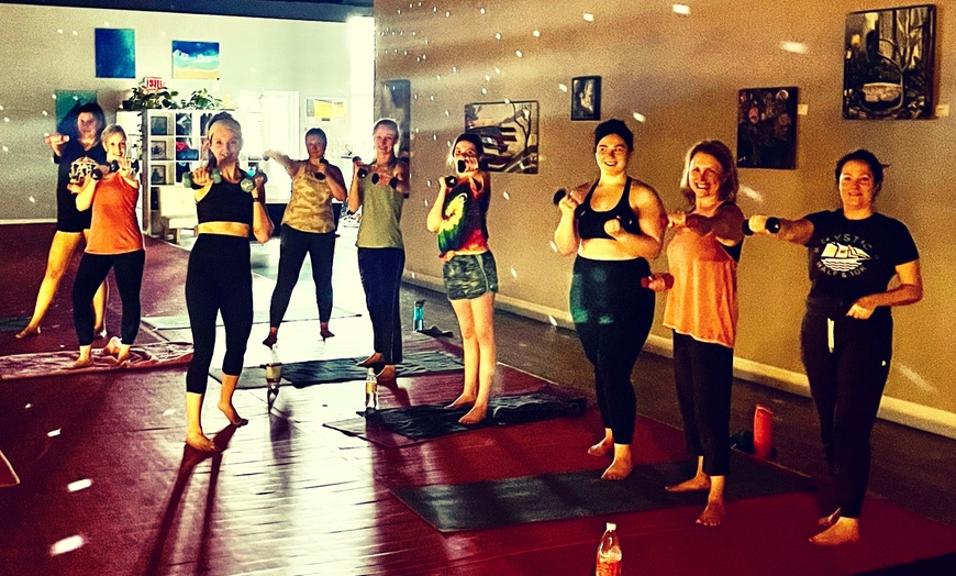 Image 5: 30 Days of Unlimited Yoga Classes - Choose your Flow! 