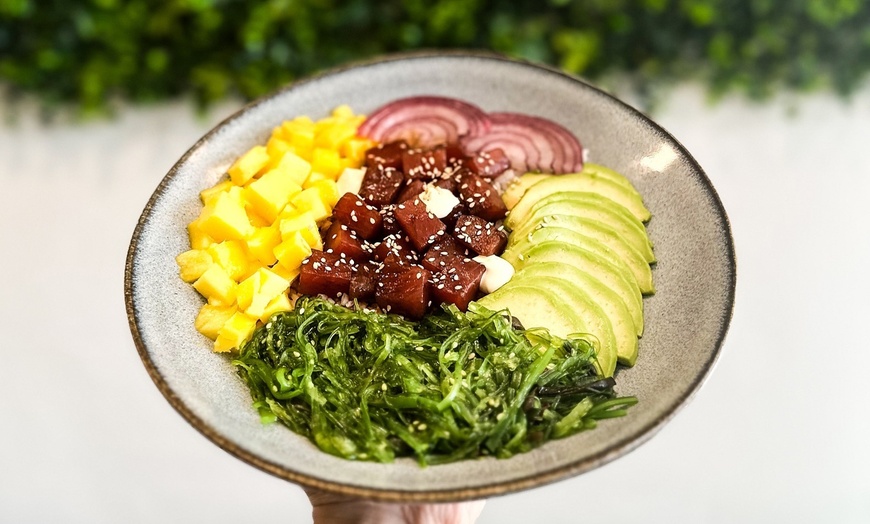 Image 20: Menús para 1 o 2 con bowl o roll, entrante, postre y bebida 