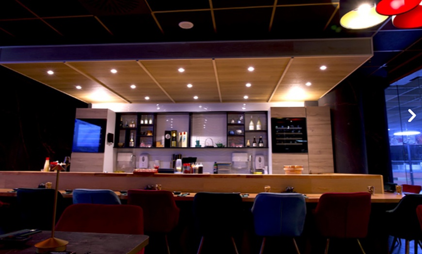 Image 4: 3-Gänge-Sushi-Menü mit Sushiplatte für 2 oder 4 Personen 